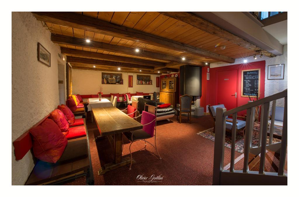 Hotel Restaurant Les Alisiers لابوتروي المظهر الخارجي الصورة